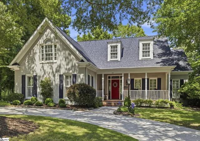 Photo 2 of Single family home for sale at 200 Pebble Creek Dr, Taylors, SC 29687 | MLS# 1594770 | Listing updated on 2026-09-03