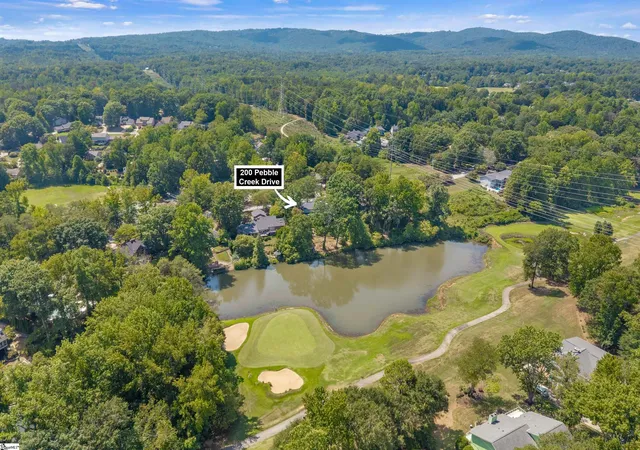 Photo 3 of Single family home for sale at 200 Pebble Creek Dr, Taylors, SC 29687 | MLS# 1594770 | Listing updated on 2026-09-03