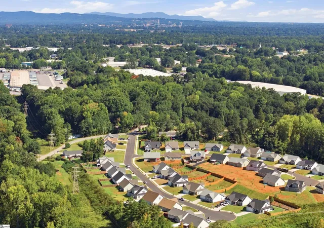 Photo 34 of Single family home for sale at 132 Megan Ct, Piedmont, SC 29673 | MLS# 1604103 | Listing updated on 2026-09-28