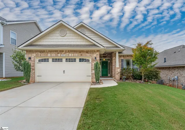 Photo 1 of Sale Pending at 16 Border Ave, Simpsonville, SC 29680 | MLS# 1604126 | Listing updated on 2026-09-23