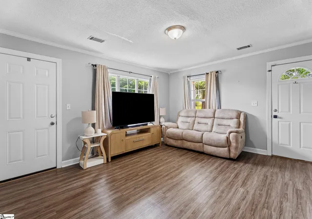 Photo 4 of Single family home for sale at 115 Clover St, Liberty, SC 29657 | MLS# 1603818 | Listing updated on 2026-09-19