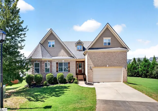 Photo 1 of Single family home for sale at 710 Winston Oaks Ct, Simpsonville, SC 29680 | MLS# 1603865 | Listing updated on 2026-09-17