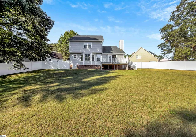 Photo 3 of Single family home for sale at 8 Bethel Oaks Ct, Mauldin, SC 29662 | MLS# 1606113 | Listing updated on 2026-10-15