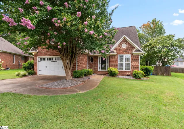 Single family home for sale at 438 Chamber Ln, Moore, SC 29369 | MLS# 1603647