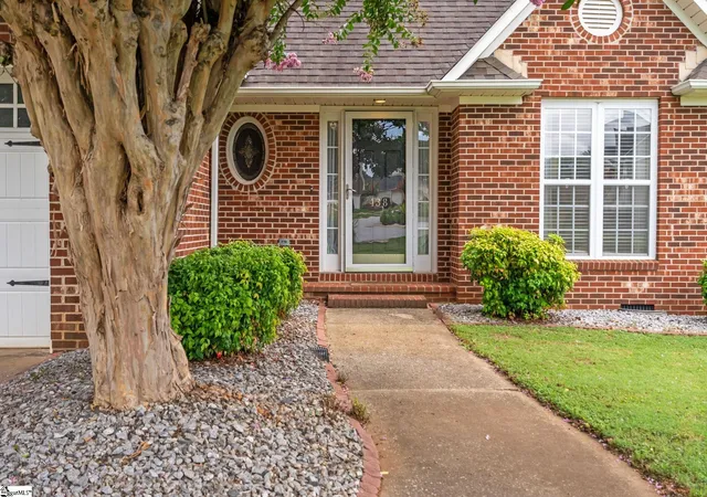 Photo 1 of Single family home for sale at 438 Chamber Ln, Moore, SC 29369 | MLS# 1603647 | Listing updated on 2026-09-19