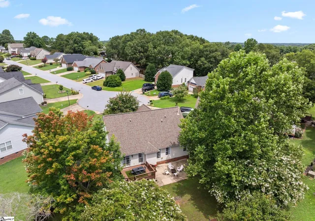 Photo 3 of Single family home for sale at 438 Chamber Ln, Moore, SC 29369 | MLS# 1603647 | Listing updated on 2026-09-19