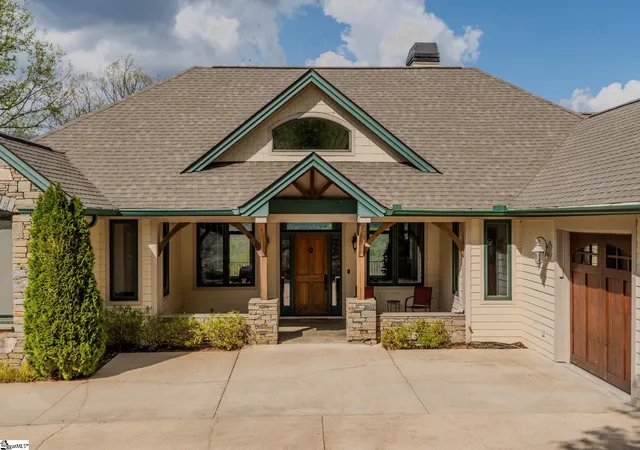 Photo 1 of Single family home for sale at 115 Harrier Ln, Landrum, SC 29356 | MLS# 1587944 | Listing updated on 2026-10-06