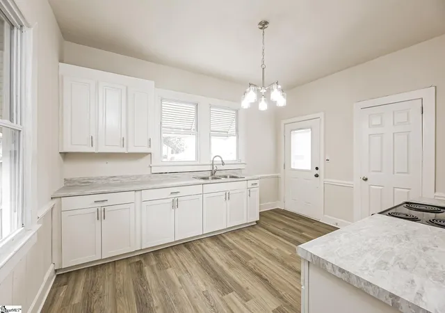 Photo 2 of Single family home for sale at 15 Crescent St, Lyman, SC 29365 | MLS# 1606136 | Listing updated on 2026-10-08