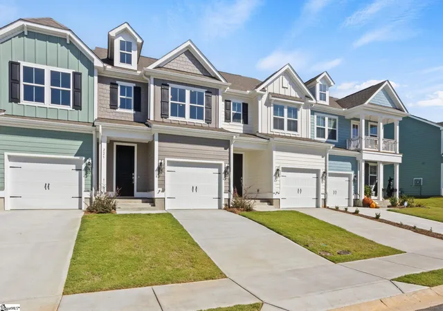 Photo 2 of Townhouse for sale at 225 Lewes Ave, Simpsonville, SC 29681 | MLS# 1570038 | Listing updated on 2026-10-23