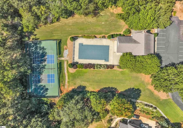 Photo 3 of Single family home for sale at 5 Avens Hl Dr, Greer, SC 29651 | MLS# 1605131 | Listing updated on 2026-09-28