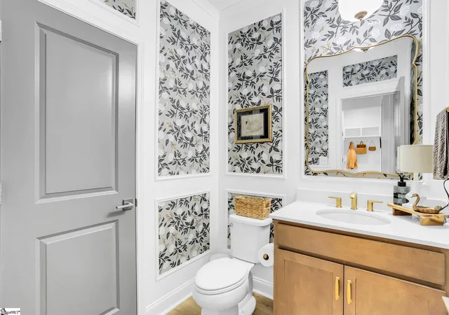 Photo 2 of Single family home for sale at 106 Winding Strm Cir, Simpsonville, SC 29681 | MLS# 1602910 | Listing updated on 2026-09-04
