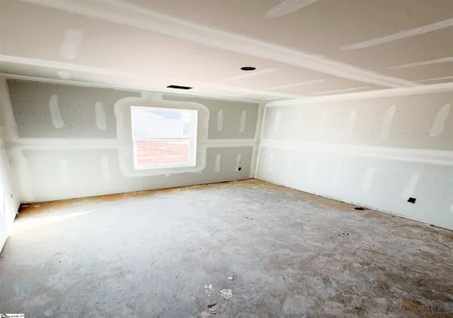 Photo 3 of Single family home for sale at 104 Henderson Rd, Gray Court, SC 29645 | MLS# 1603984 | Listing updated on 2026-09-28