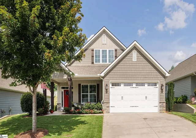 Photo 1 of Single family home for sale at 605 Ponden Dr, Greer, SC 29650 | MLS# 1603056 | Listing updated on 2026-09-05