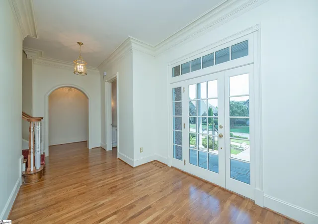 Photo 2 of Single family home for sale at 9 Cobbler Ln, Simpsonville, SC 29681 | MLS# 1602859 | Listing updated on 2026-09-03