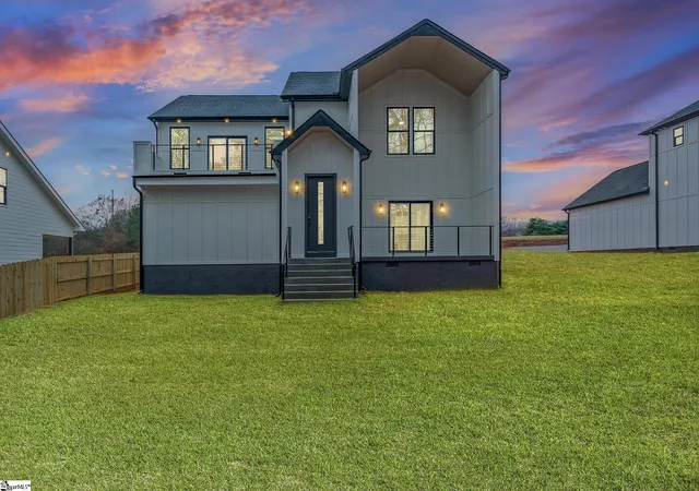 Single family home for sale at 319 Hunts Brg Rd, Greenville, SC 29617 | MLS# 1604139