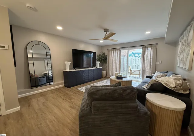 Photo 3 of Condo for sale at 2530 E North St #Unit 8L, Greenville, SC 29615 | MLS# 1590113 | Listing updated on 2026-10-15