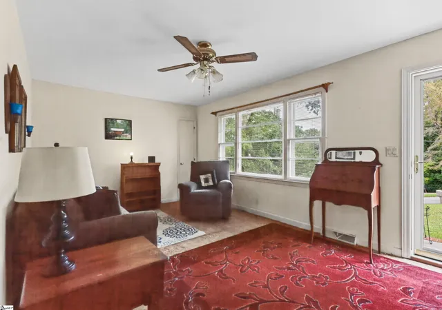 Photo 3 of Sale Pending at 11 Provo Dr, Greenville, SC 29617 | MLS# 1606486 | Listing updated on 2026-10-19