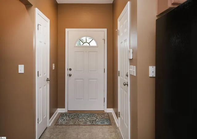 Photo 3 of Single family home for sale at 120 Ledgewood Way, Easley, SC 29642 | MLS# 1603163 | Listing updated on 2026-09-08