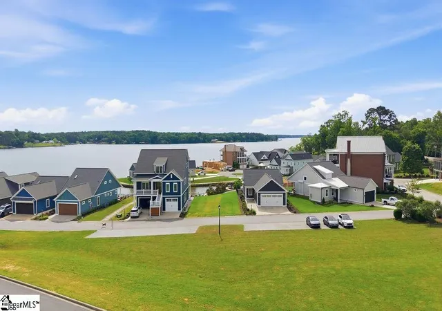Photo 3 of Single family home for sale at 315 Indigo Way, Greenwood, SC 29649 | MLS# 1603821 | Listing updated on 2026-09-15