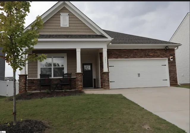 Photo 2 of Single family home for sale at 331 Glass Rd, Piedmont, SC 29673 | MLS# 1604875 | Listing updated on 2026-09-28