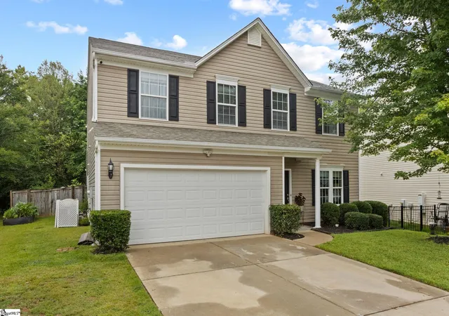 Photo 2 of Single family home for sale at 34 Madeline Cir, Taylors, SC 29687 | MLS# 1603013 | Listing updated on 2026-09-11