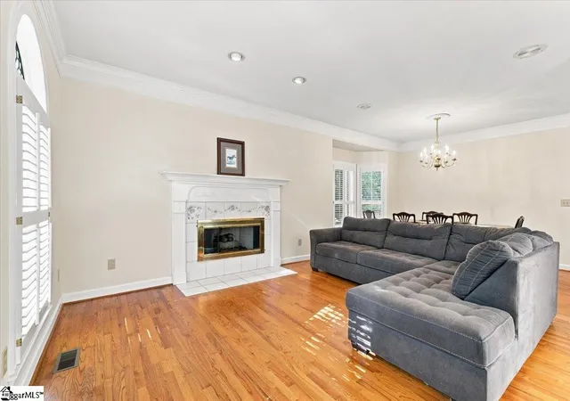 Photo 4 of Single family home for sale at 209 Sandstone Dr, Taylors, SC 29687 | MLS# 1603432 | Listing updated on 2026-09-11