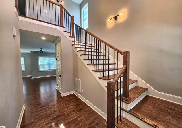 Photo 3 of Single family home for sale at 219 Maloy St, Greenville, SC 29601 | MLS# 1603617 | Listing updated on 2026-09-11