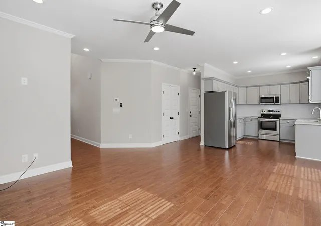 Photo 4 of Single family home for sale at 219 Maloy St, Greenville, SC 29601 | MLS# 1603617 | Listing updated on 2026-10-06