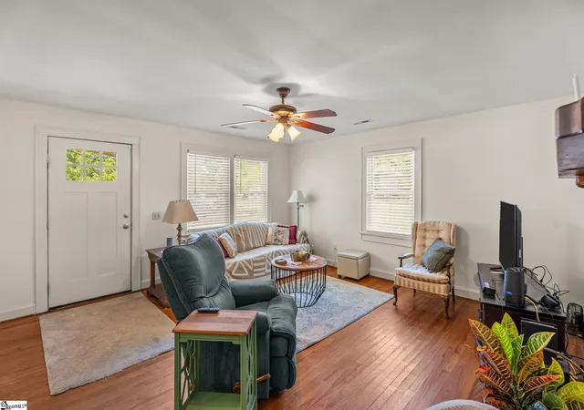 Photo 4 of Sale Pending at 900 Old River Rd, Piedmont, SC 29673 | MLS# 1602848 | Listing updated on 2026-09-14