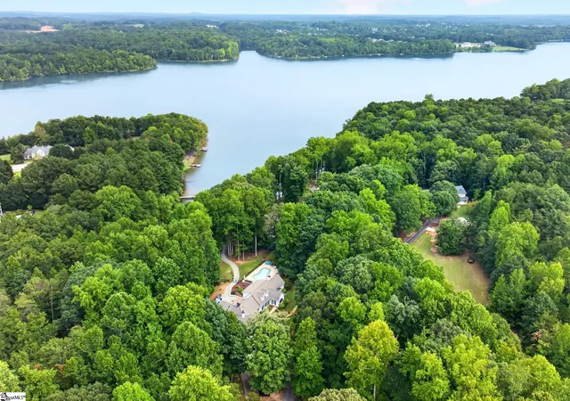 Photo 2 of Single family home for sale at 205 Cvs Harbor Ct, Taylors, SC 29687 | MLS# 1604026 | Listing updated on 2026-09-18