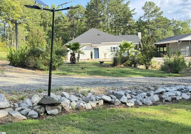 Photo 1 of Single family home for sale at 134 Carlton St, Greenwood, SC 29649 | MLS# 1606419 | Listing updated on 2026-10-12