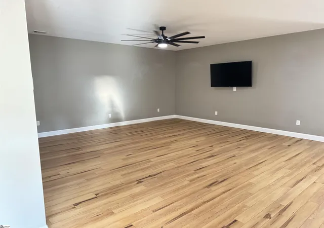 Photo 4 of Single family home for sale at 134 Carlton St, Greenwood, SC 29649 | MLS# 1606419 | Listing updated on 2026-10-12