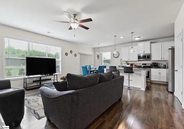 Photo 4 of Single family home for sale at 452 White Peach Way, Duncan, SC 29334 | MLS# 1605175 | Listing updated on 2026-10-09