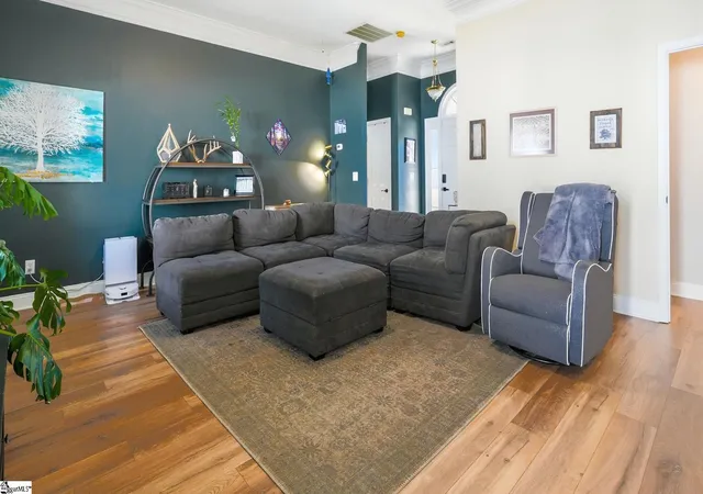 Photo 3 of Single family home for sale at 145 Lauren Wood Cir, Taylors, SC 29687 | MLS# 1603708 | Listing updated on 2026-09-13