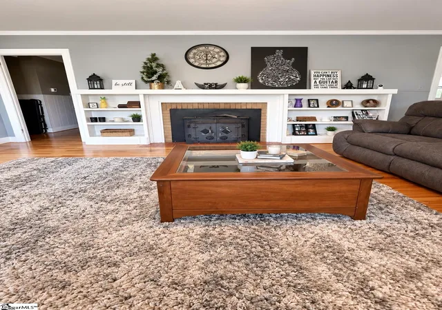 Photo 3 of Single family home for sale at 17924 Highway 25, Ware Shoals, SC 29692 | MLS# 1603713 | Listing updated on 2026-09-15