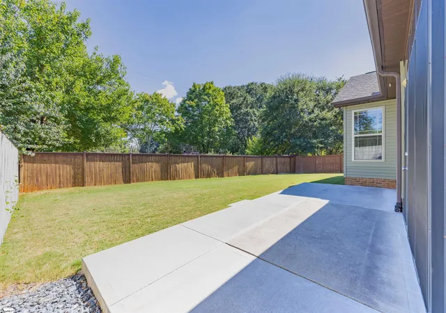 Photo 22 of Single family home for sale at 22 Summerdale Dr, Taylors, SC 29687 | MLS# 1603585 | Listing updated on 2026-09-11