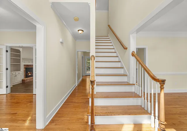 Photo 3 of Single family home for sale at 21 River Way Dr, Greer, SC 29651 | MLS# 1605490 | Listing updated on 2026-10-21
