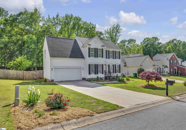 Photo 1 of Single family home for sale at 415 Scarlet Oak Dr, Fountain Inn, SC 29644 | MLS# 1605771 | Listing updated on 2026-10-12