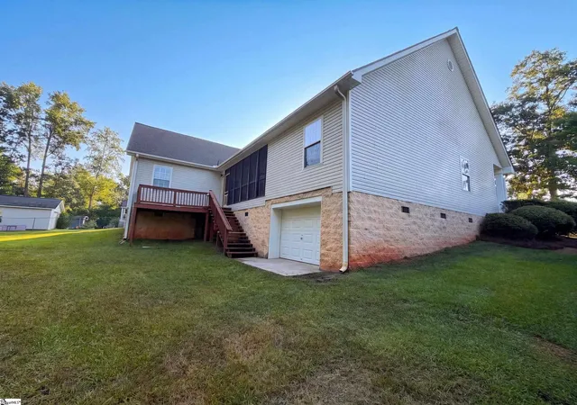 Photo 4 of Single family home for sale at 189 Victoria Dr, Inman, SC 29349 | MLS# 1603137 | Listing updated on 2026-09-10