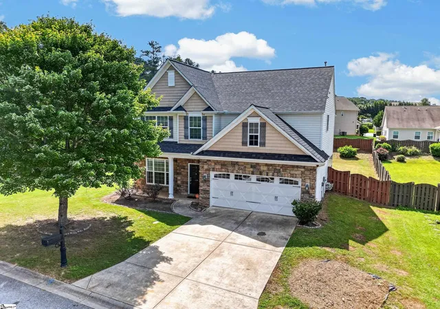Photo 1 of Single family home for sale at 1 Garfield Ln, Simpsonville, SC 29681 | MLS# 1603061 | Listing updated on 2026-09-15