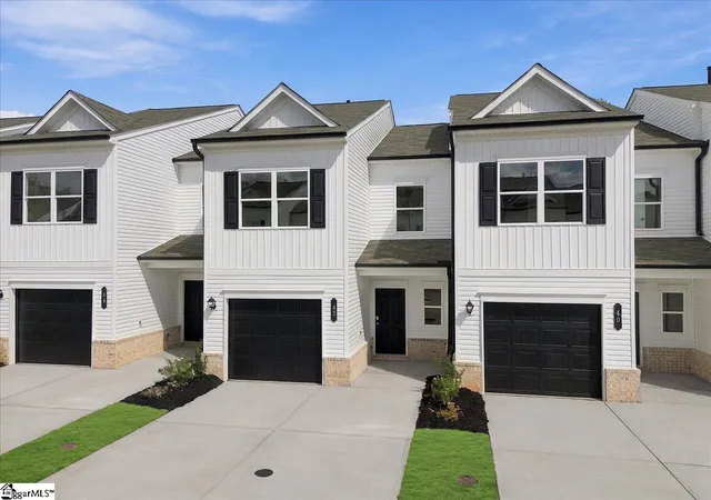 Photo 2 of Townhouse for sale at 42 Lone Cypress St, Travelers Rest, SC 29690 | MLS# 1606366 | Listing updated on 2026-10-23