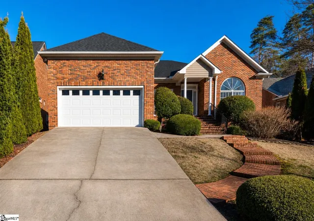 Photo 1 of Single family home for sale at 213 Windstone Ct, Greenville, SC 29615 | MLS# 1604019 | Listing updated on 2026-10-26
