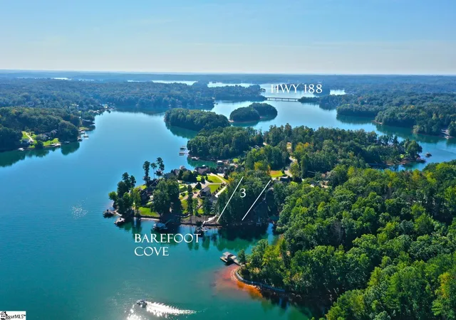 Photo 4 of Land for sale at 807 Barefoot Cvs Dr, West Union, SC 29696 | MLS# 1603318 | Listing updated on 2026-09-09