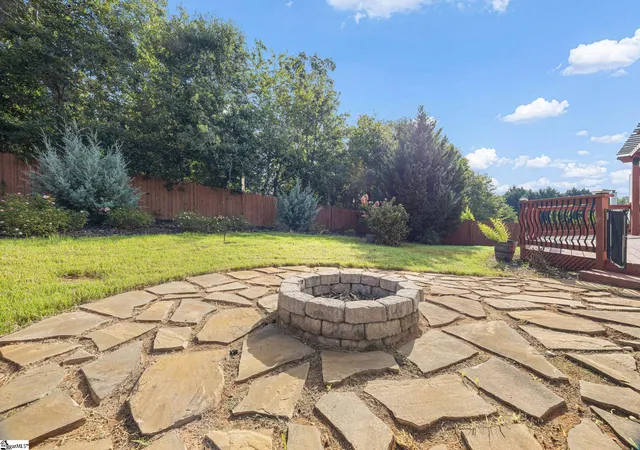 Photo 4 of Single family home for sale at 101 Leatherton Way Way, Greenville, SC 29615 | MLS# 1601644 | Listing updated on 2026-09-09