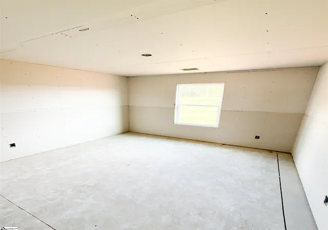 Photo 3 of Single family home for sale at 267 Henderson Rd, Gray Court, SC 29645 | MLS# 1596411 | Listing updated on 2026-09-28