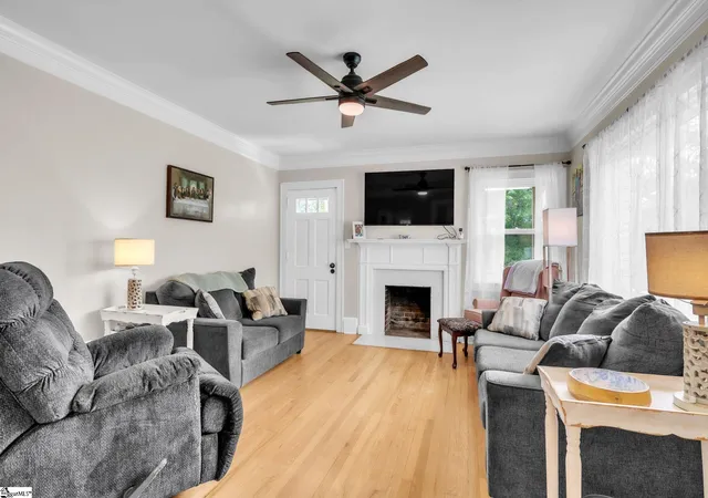 Photo 3 of Single family home for sale at 904 Highway 357, Greer, SC 29651 | MLS# 1602952 | Listing updated on 2026-10-18