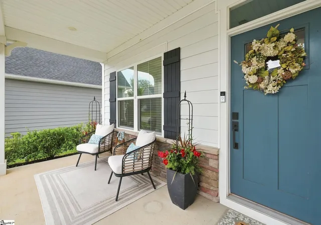 Photo 3 of Single family home for sale at 303 Wyandot Way, Greenville, SC 29607 | MLS# 1603660 | Listing updated on 2026-09-12