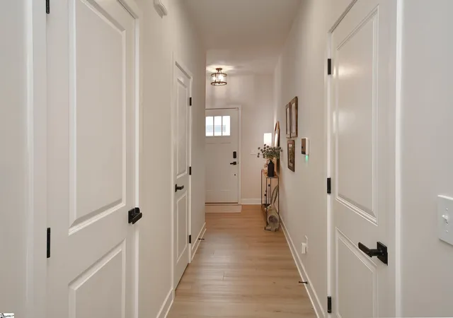 Photo 4 of Townhouse for sale at 205 Lograto Ln, Simpsonville, SC 29681 | MLS# 1604317 | Listing updated on 2026-09-20