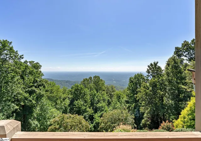 Photo 2 of Single family home for sale at 49 The Cliffs Pkwy, Landrum, SC 29356 | MLS# 1604209 | Listing updated on 2026-09-22