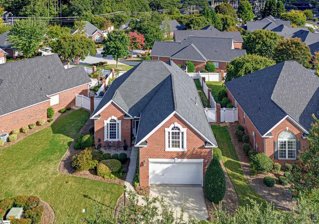 Photo 1 of Single family home for sale at 6 Tinsberry Dr, Greenville, SC 29607 | MLS# 1605675 | Listing updated on 2026-10-13